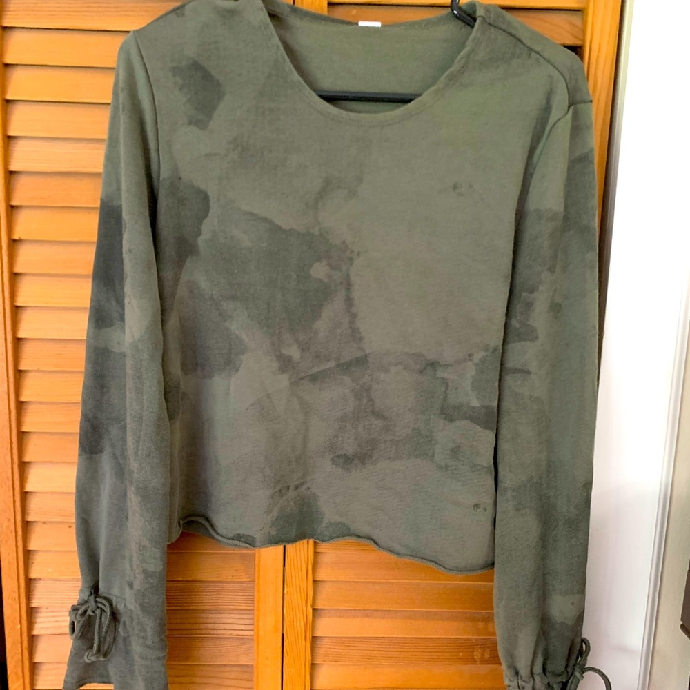 Sweater camo